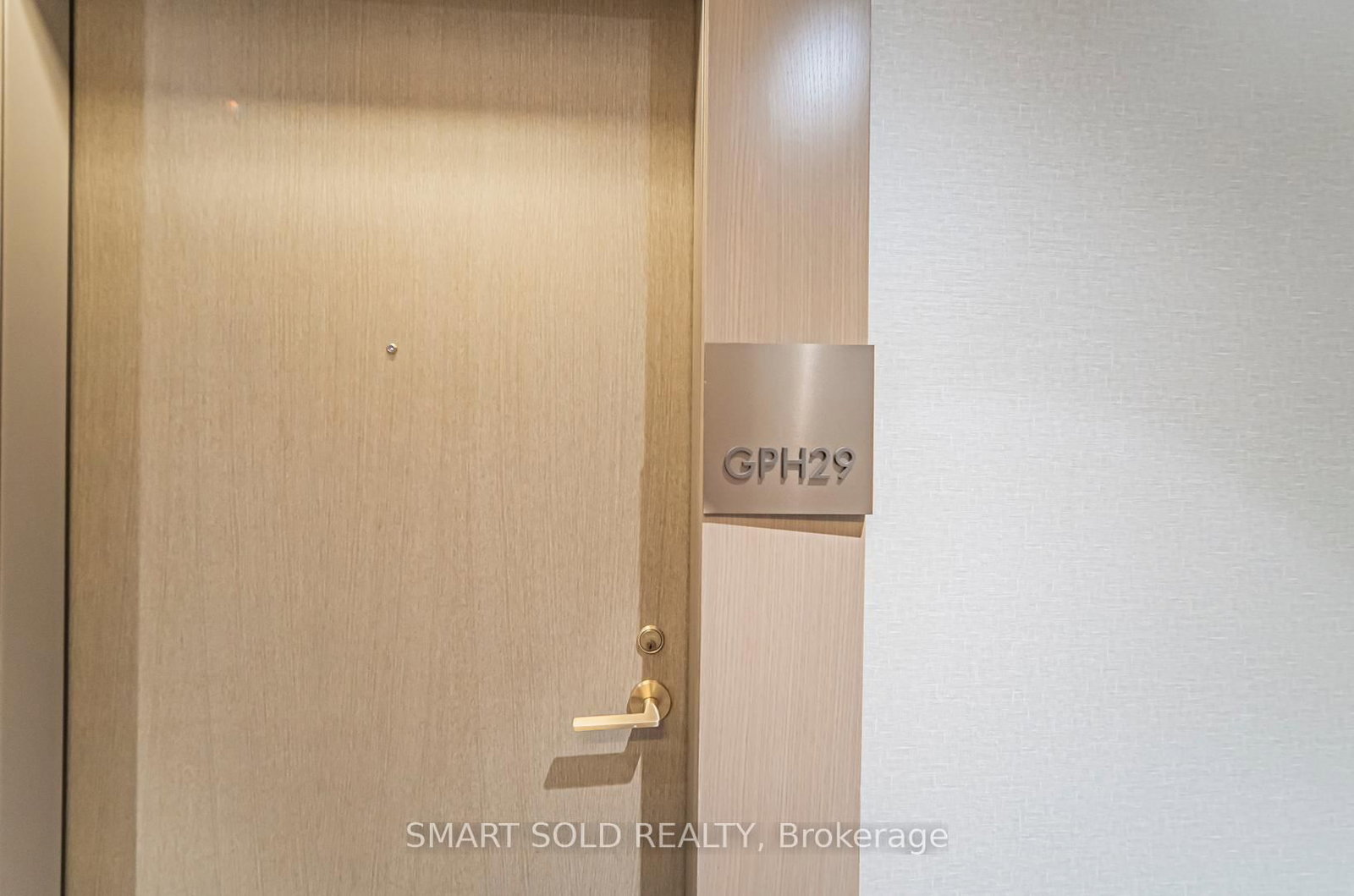 1 Edgewater Drive, Unit Gph29 - Photo 3
