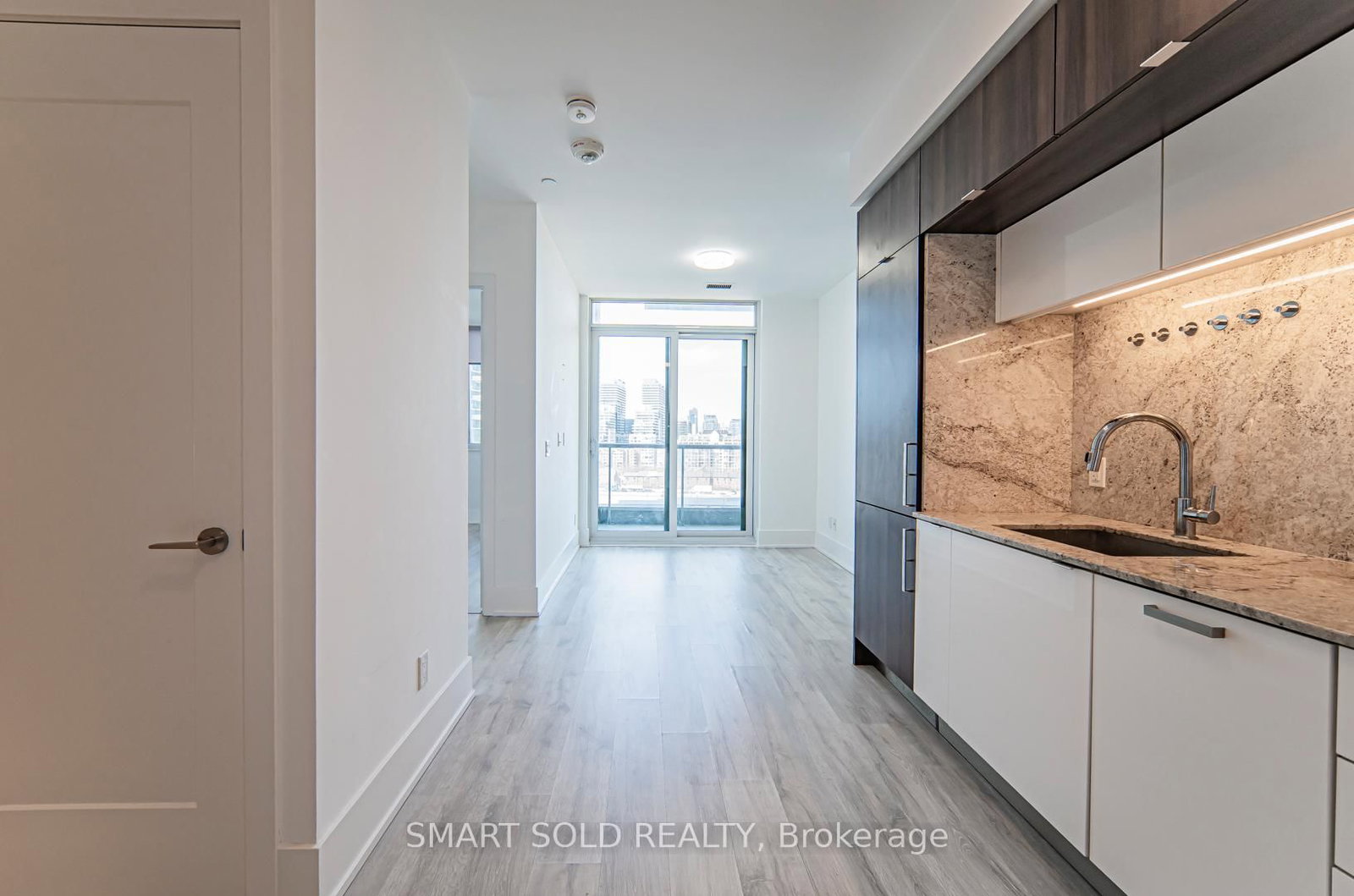 1 Edgewater Drive, Unit Gph29 - Photo 4