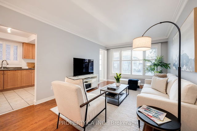 23 Niantic Crescent