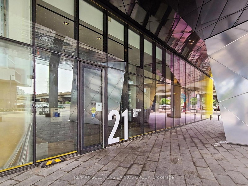 1213 - 21 Lawren Harris Sq, Toronto, M5A 1T4 | Image 3