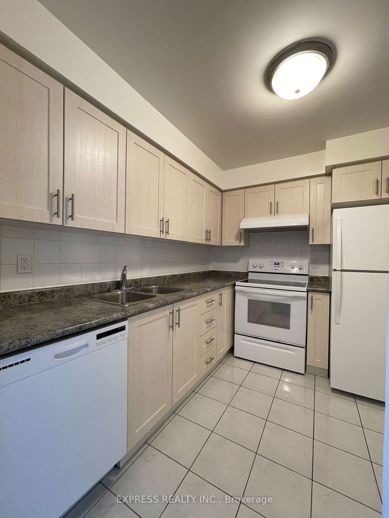 home for lease on 910-29 Pemberton Avenue