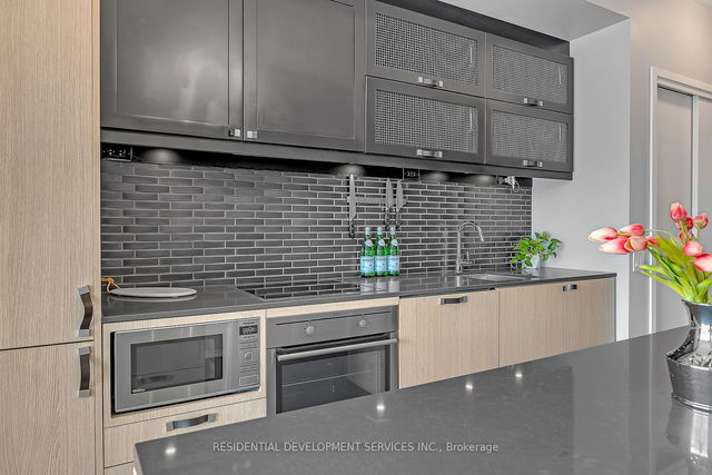 309 - 783 Bathurst Street