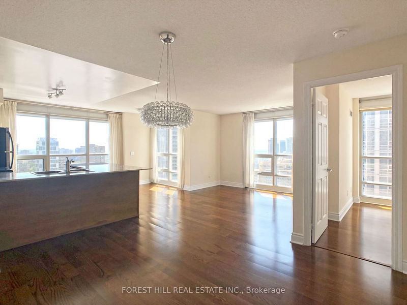 home for lease on 3205-763 Bay Street