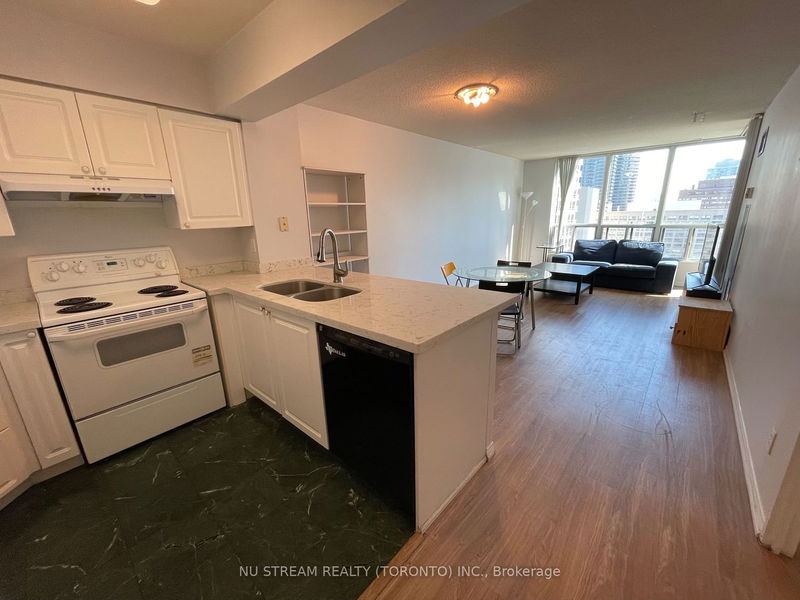 home for lease on 2003-750 Bay Street