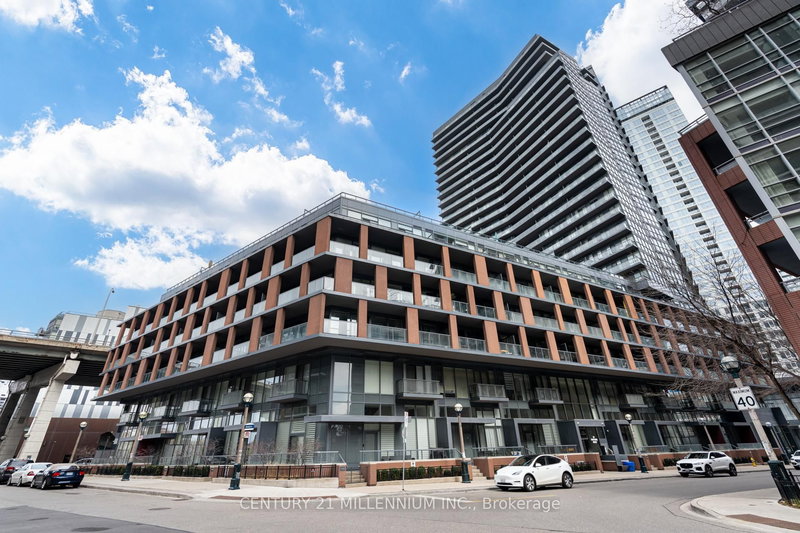 802 - 20 Bruyeres Mews, Toronto, M5V 0G8 | Image 3