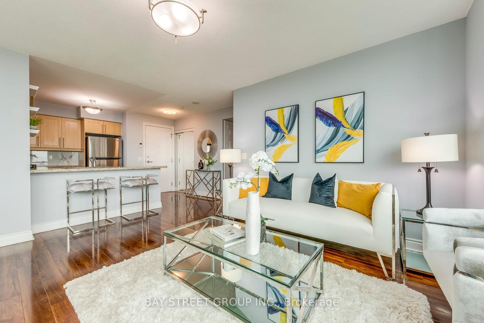 Listing Image 15