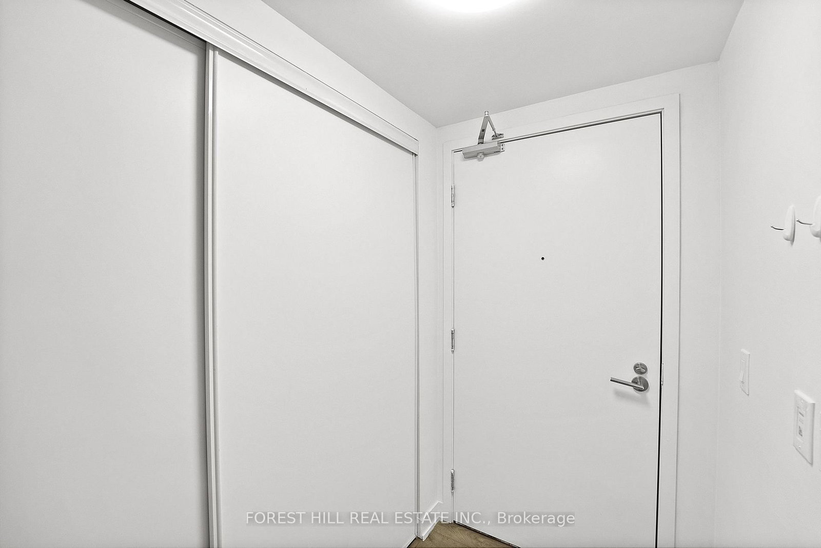 Listing Image 40