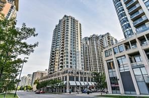 home for lease on 1128-15 Northtown Way