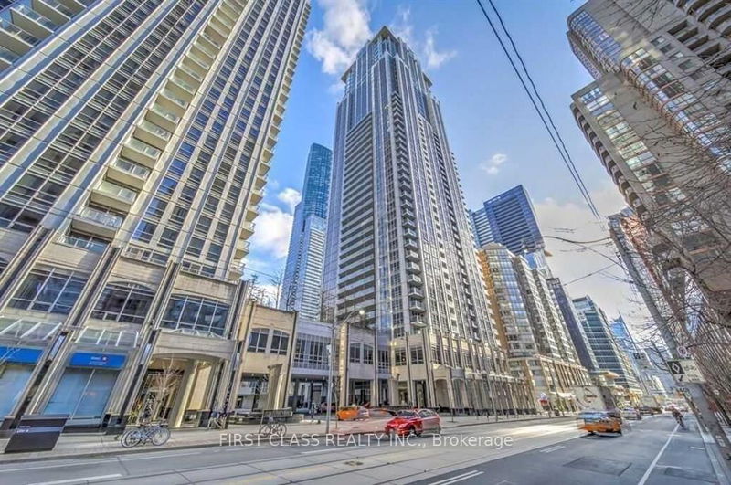 home for lease on 2609-761 Bay Street
