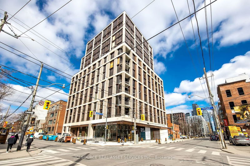 home for lease on 301-123 Portland Street