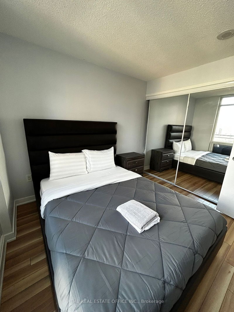  2808 - 15 Fort York Blvd  Toronto, M5V 3Y4 | Image 22