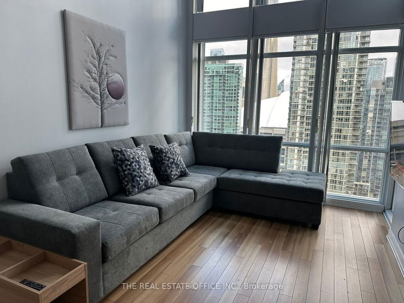  2808 - 15 Fort York Blvd  Toronto, M5V 3Y4 | Image 3