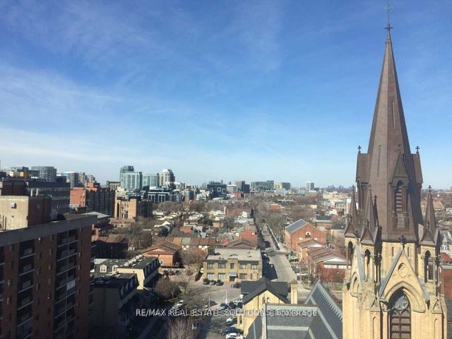 1211 - 111 Bathurst Street
