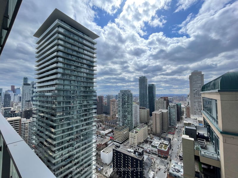 home for lease on 3404-42 Charles Street E