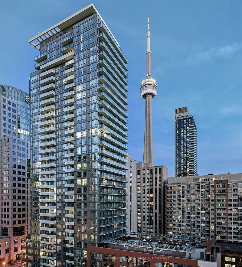 home for lease on 1102-8 Mercer Street