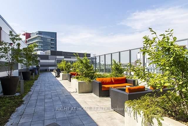 1210 - 20 Bruyeres Mews, Toronto, M5V 0G8 | Image 3