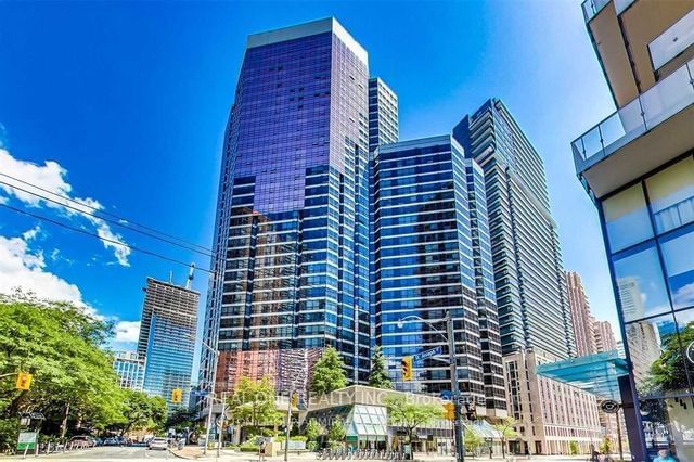 home for sale on 2517-1001 Bay Street