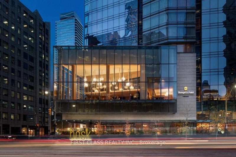 home for lease on 3606-180 University Avenue