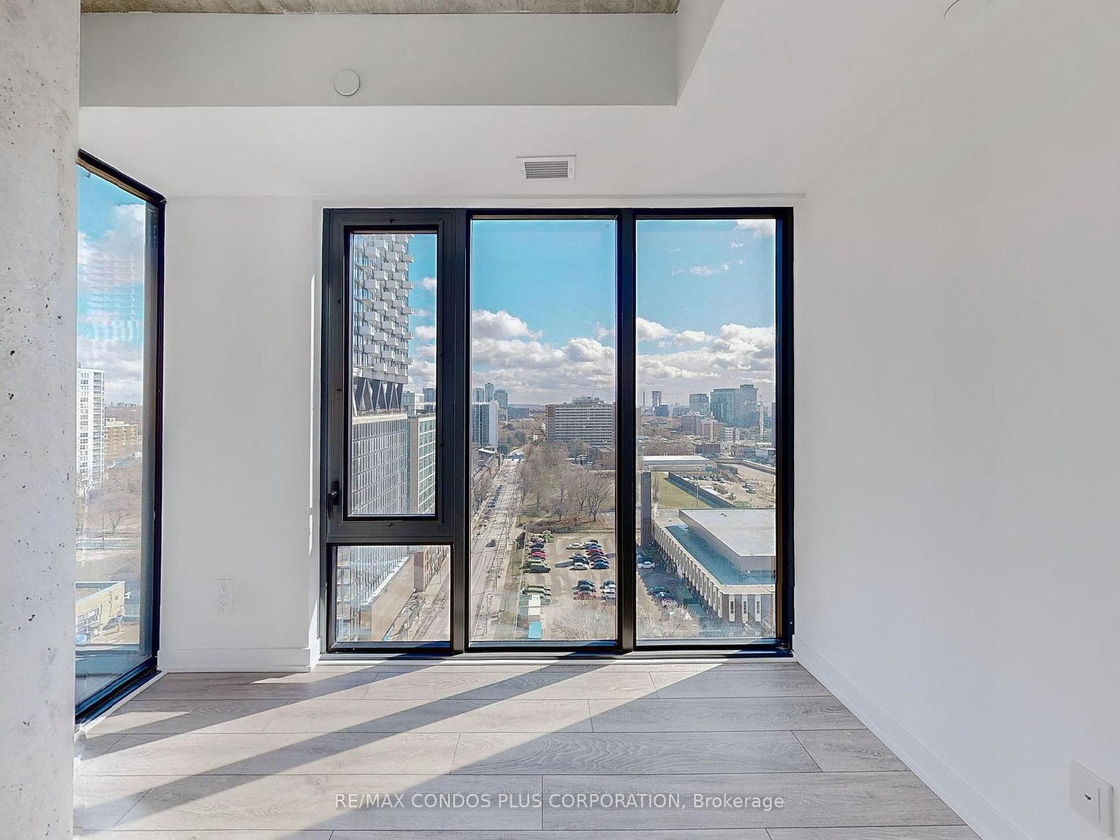 47 Mutual Street, Unit 1505 - Photo 25