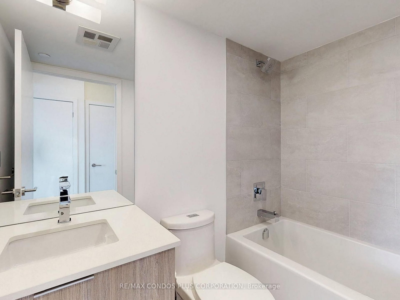 47 Mutual Street, Unit 1505 - Photo 29
