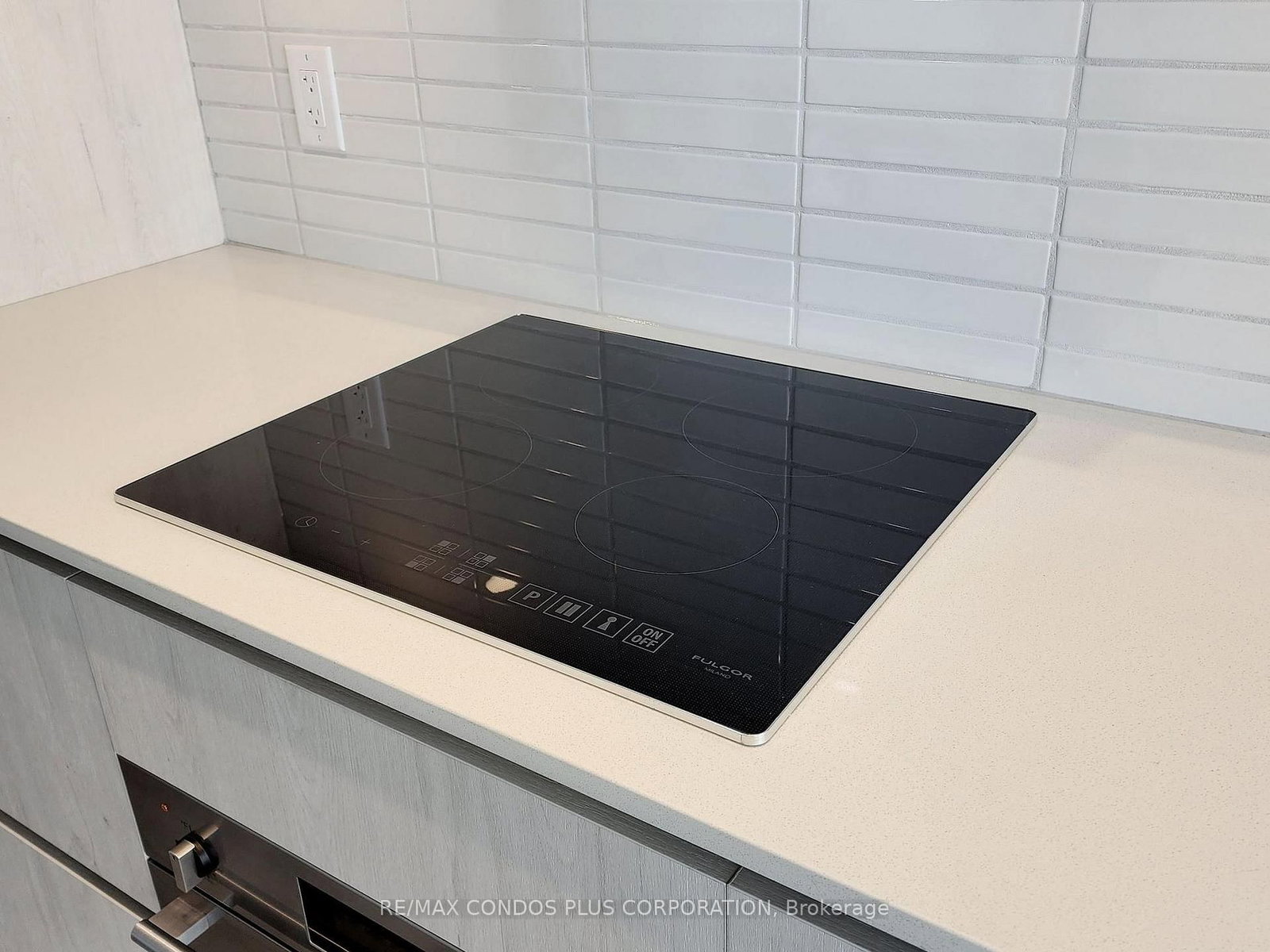 47 Mutual Street, Unit 1505 - Photo 9