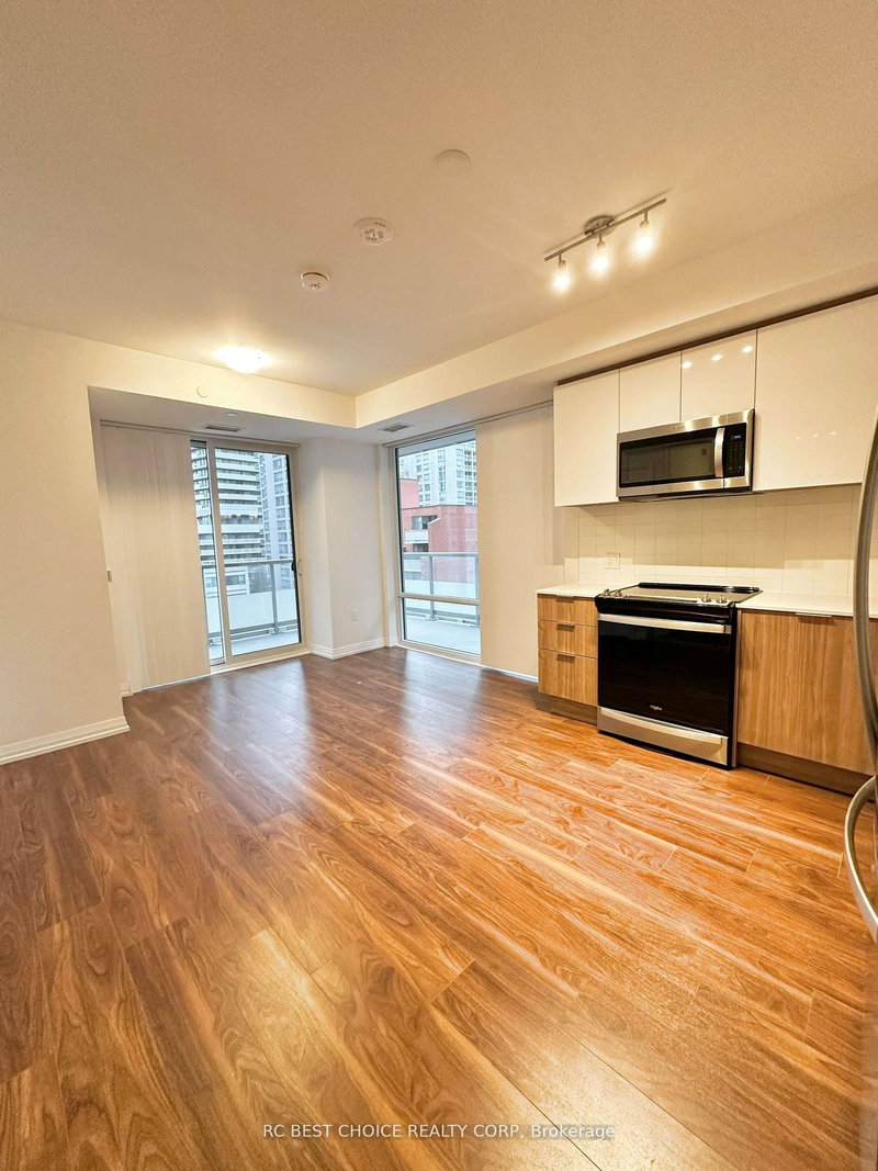 617 - 50 DUNFIELD Ave, Toronto, M4S 3A4 | Image 3