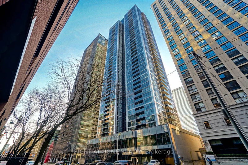 home for lease on 904-28 Ted Rogers Way