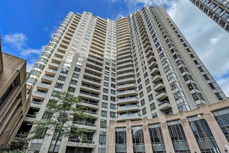home for lease on 925-15 Northtown Way