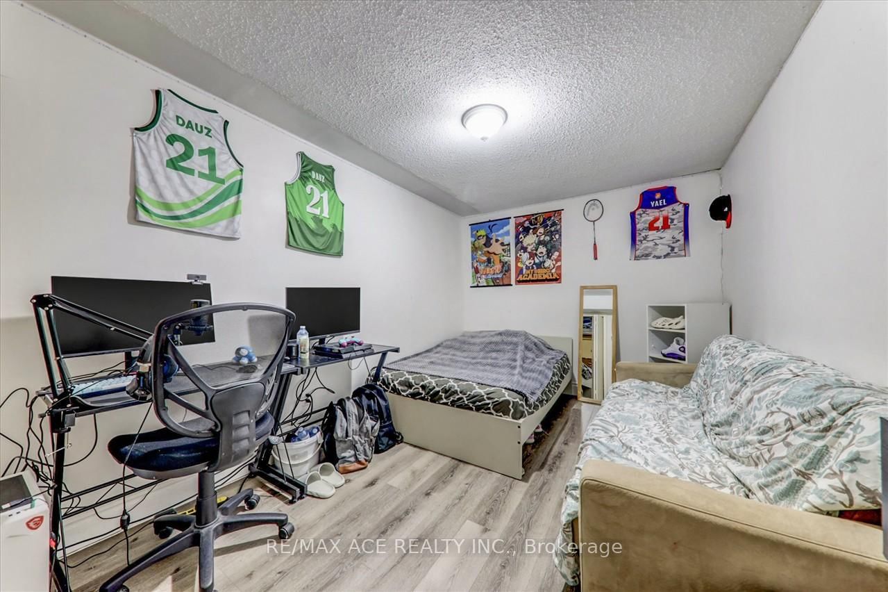 Listing Image 35