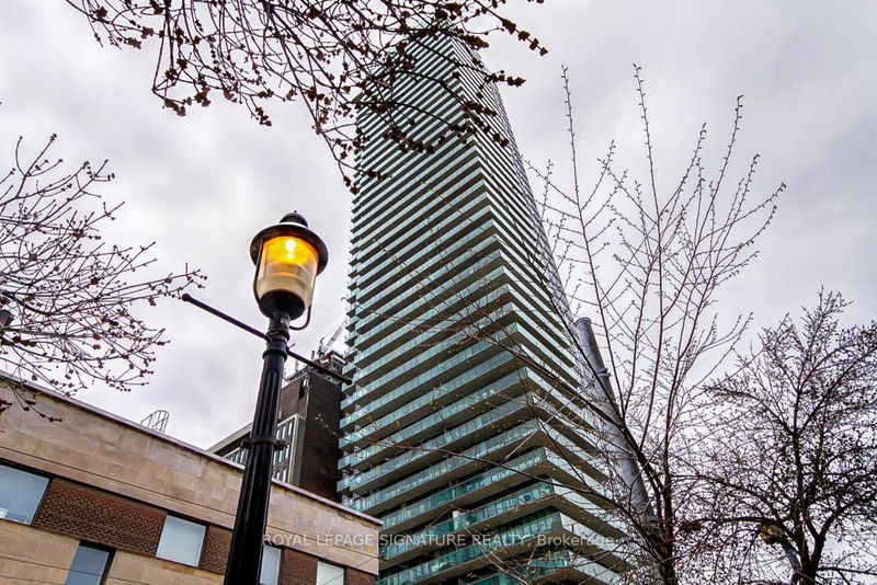 home for sale on 608-33 Lombard Street