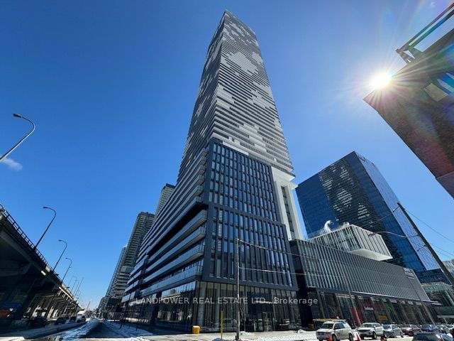home for lease on 6302-55 Cooper Street