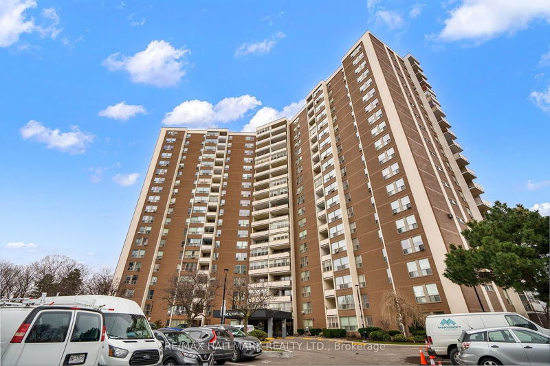 home for sale on Ph 5-60 Pavane Linkway Way