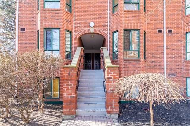 home for lease on Th4A-801 King Street W