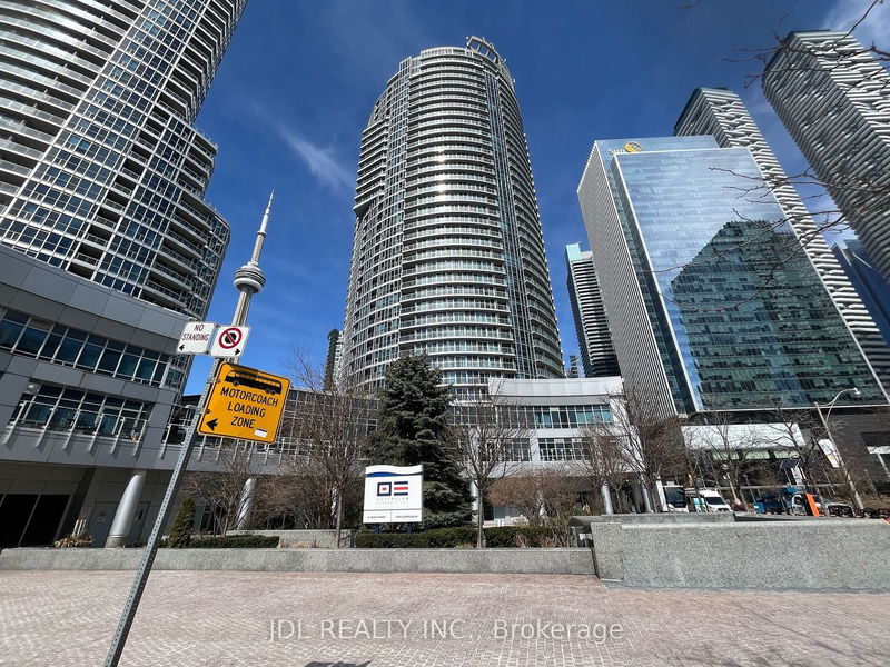 home for lease on 3510-8 YORK Street