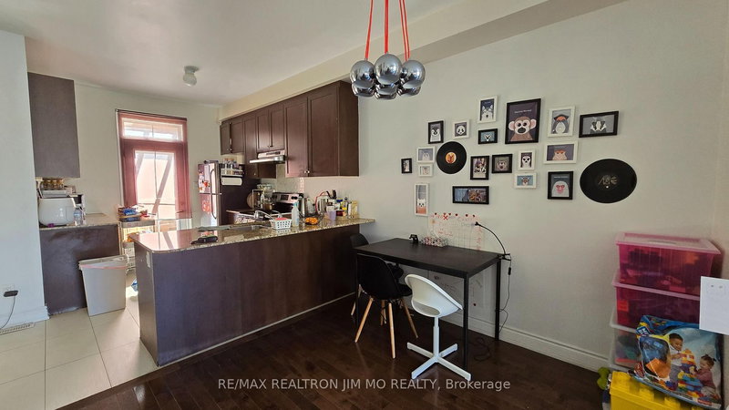 137A FINCH Ave E, Toronto, M2N 0H7 | Image 3