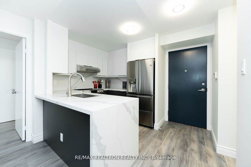 home for sale on 822-600 Queens Quay W