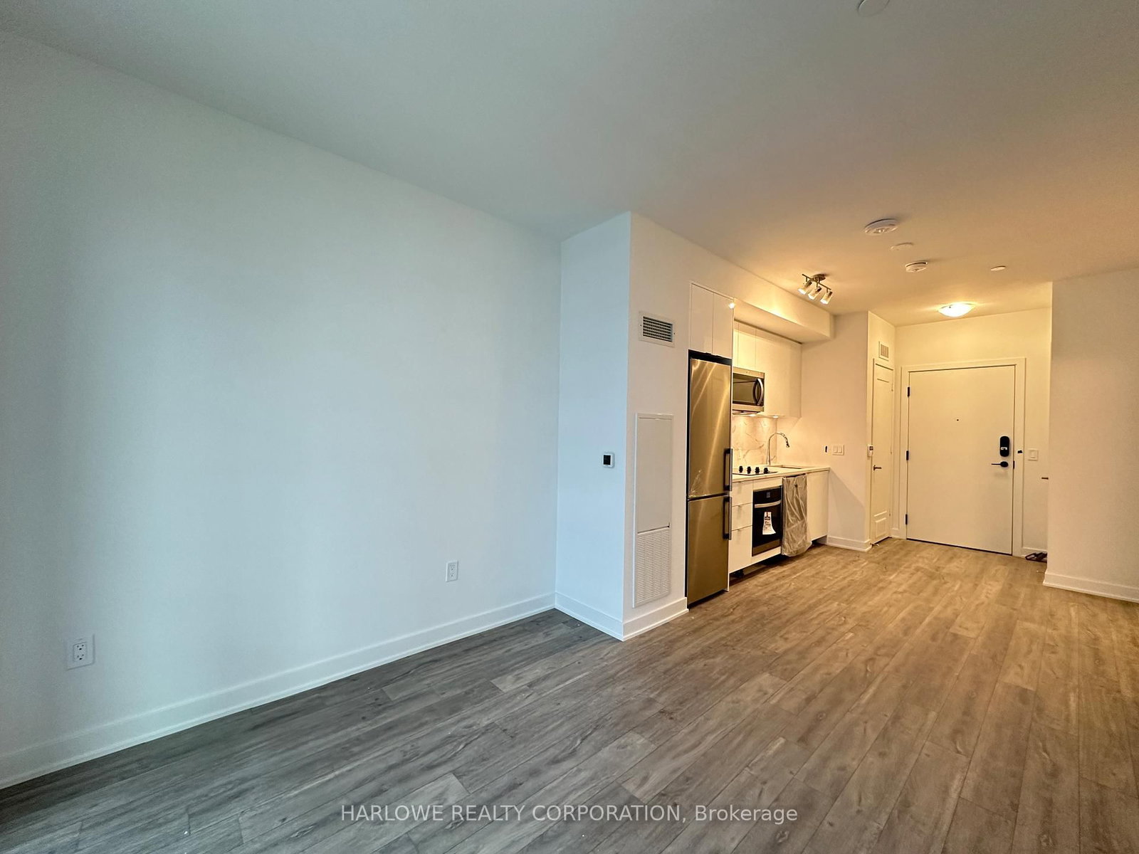 135 Lower Sherbourne Street, Unit 1937 W - Photo 4