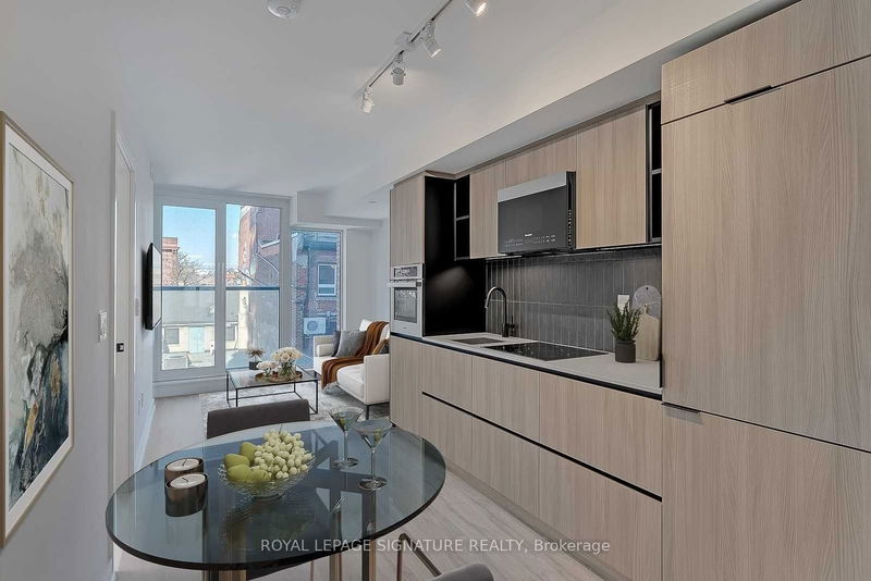 home for lease on 610-2 Augusta Avenue