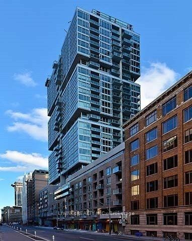 home for lease on 2608-199 Richmond Street W