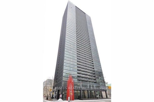 home for lease on 2104-110 Charles Street E