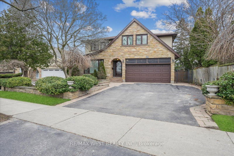 home for sale on 49 Avonwick Gate
