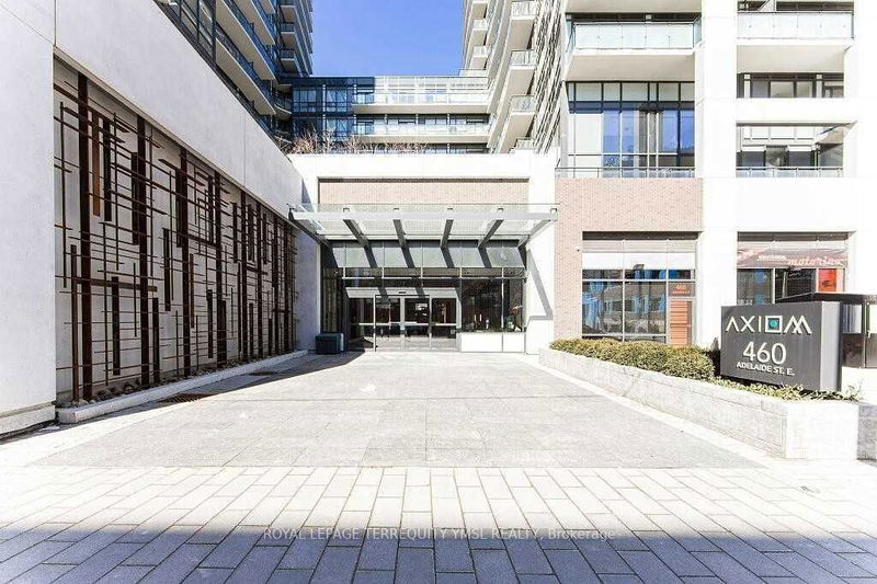 home for lease on 928-460 Adelaide Street E