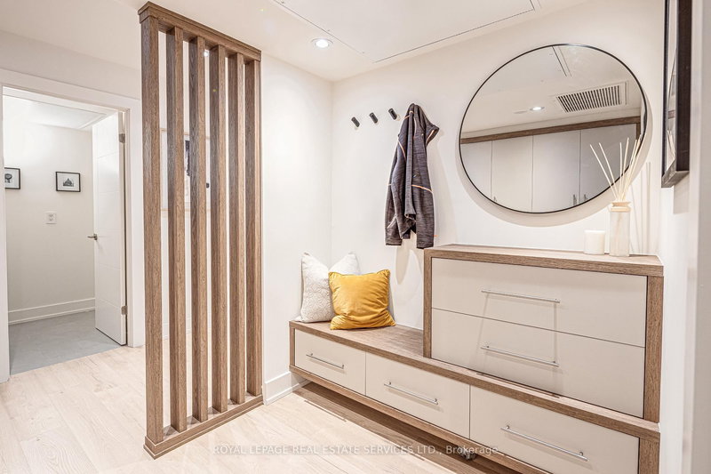 2008 - 175 Cumberland St, Toronto, M5R 3M9 | Image 2