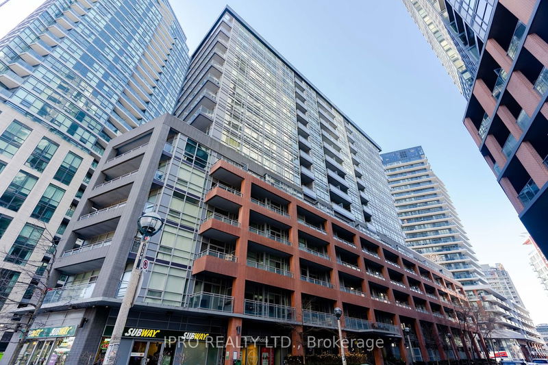 home for lease on 414-15 Bruyeres Mews