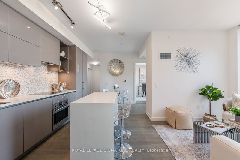 home for sale on 1411-1 Yorkville Avenue