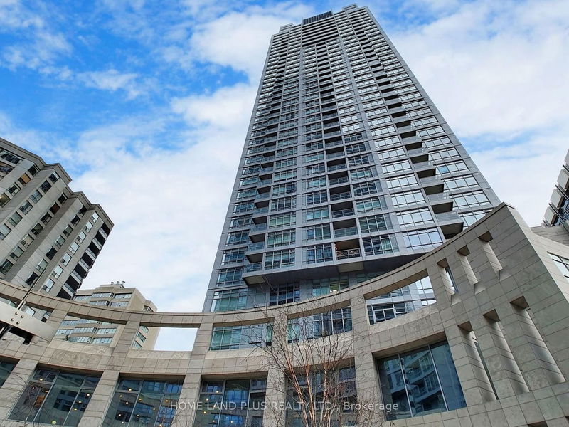 home for lease on 2103-2181 Yonge Street