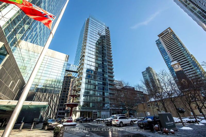 home for sale on 1503-55 Scollard Street