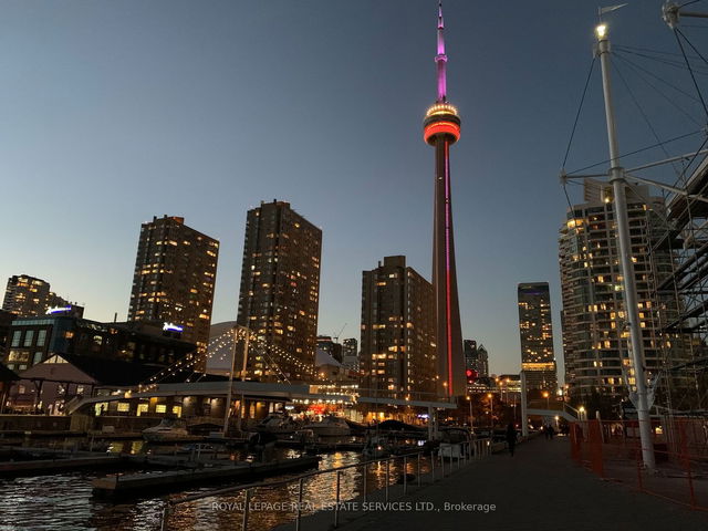1104 - 250 Queens Quay W