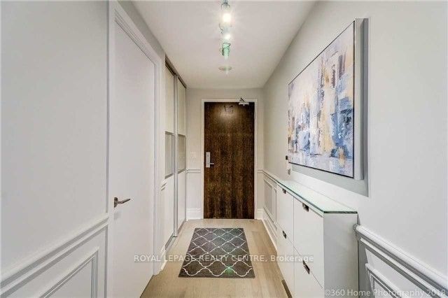 home for lease on 512-156 Portland Street