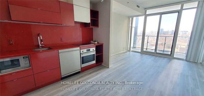 home for lease on 1206-125 Peter Street